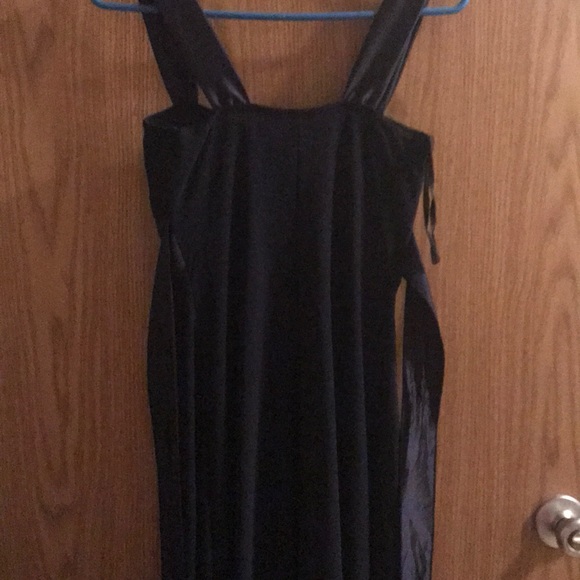 EUC. Blue Taboo formal dress - Picture 4 of 5